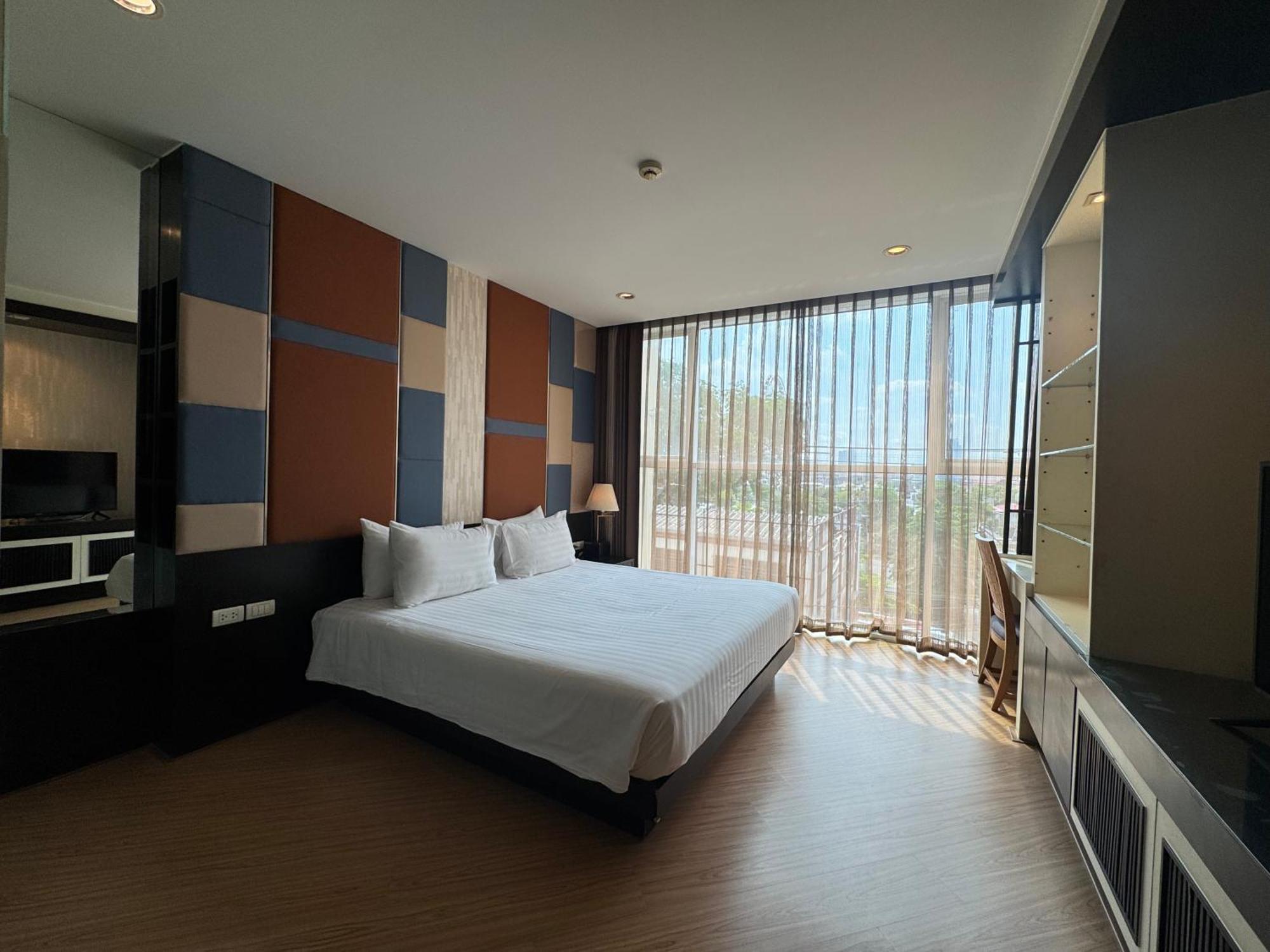 The Sunreno Hotel Sha Bangkok Luaran gambar
