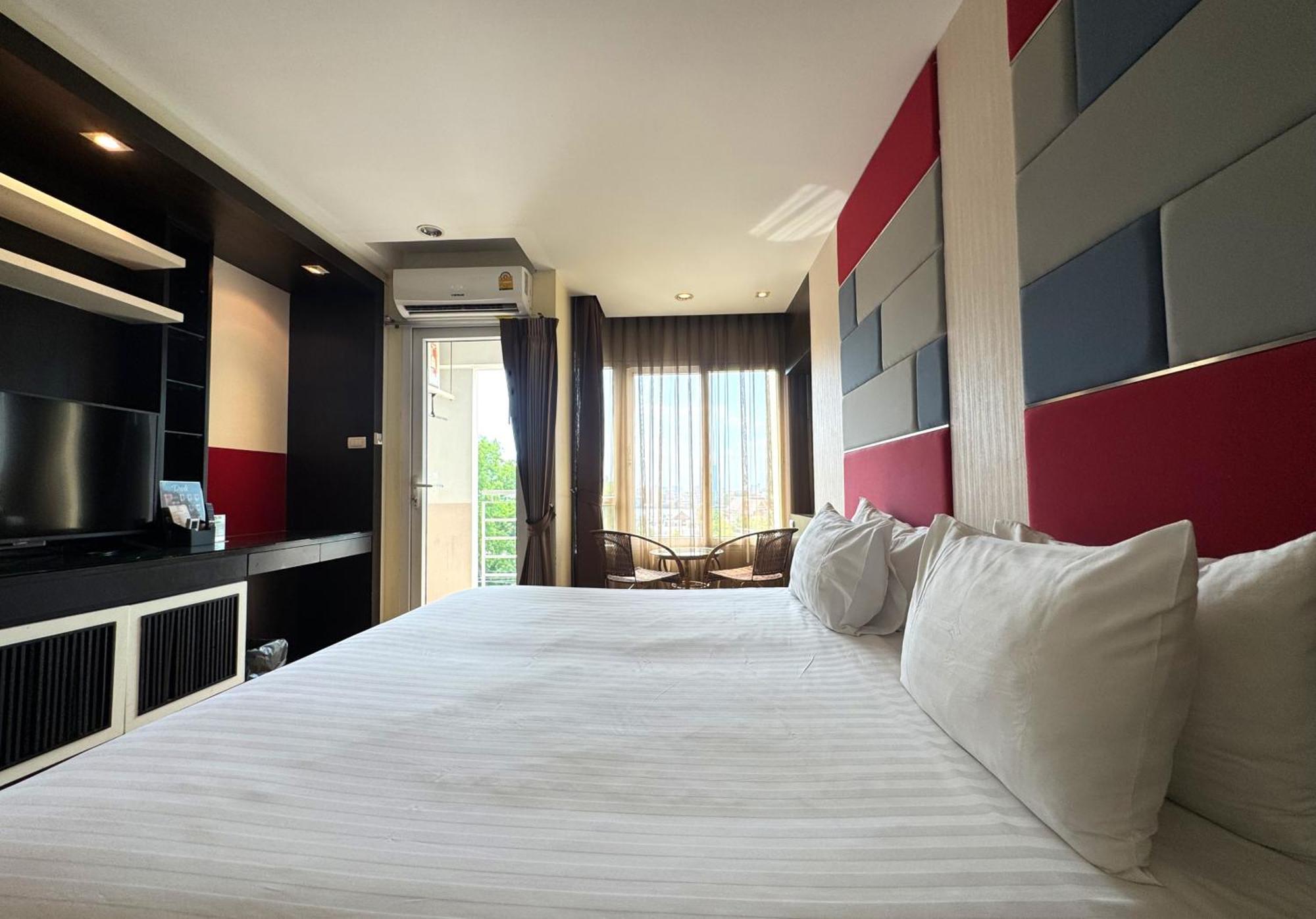 The Sunreno Hotel Sha Bangkok Luaran gambar