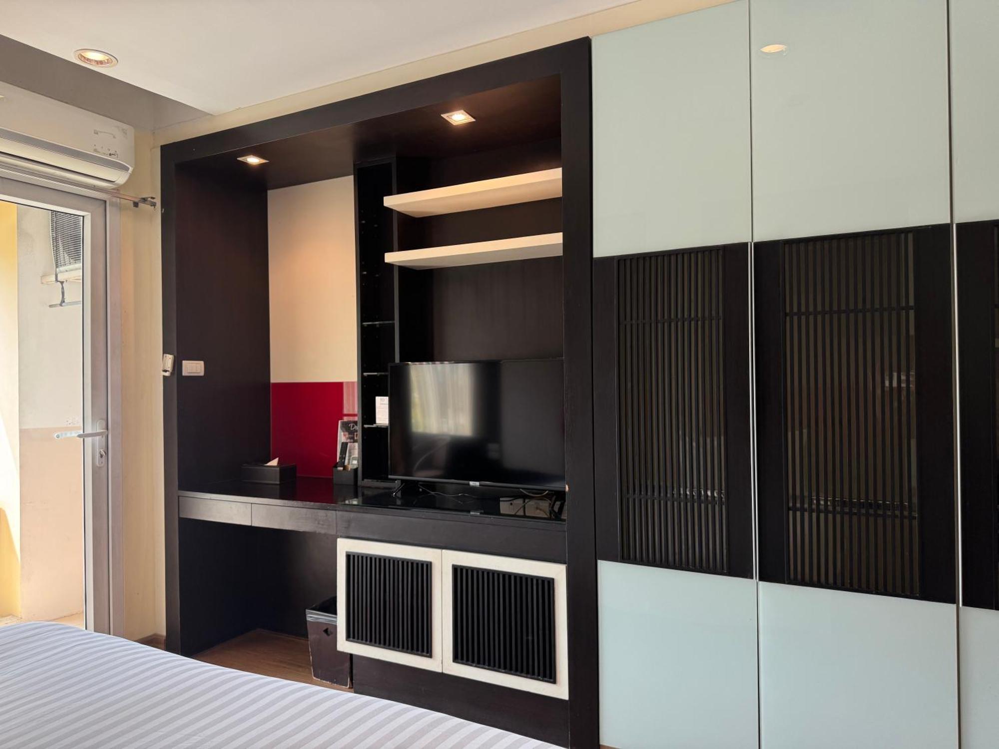 The Sunreno Hotel Sha Bangkok Luaran gambar