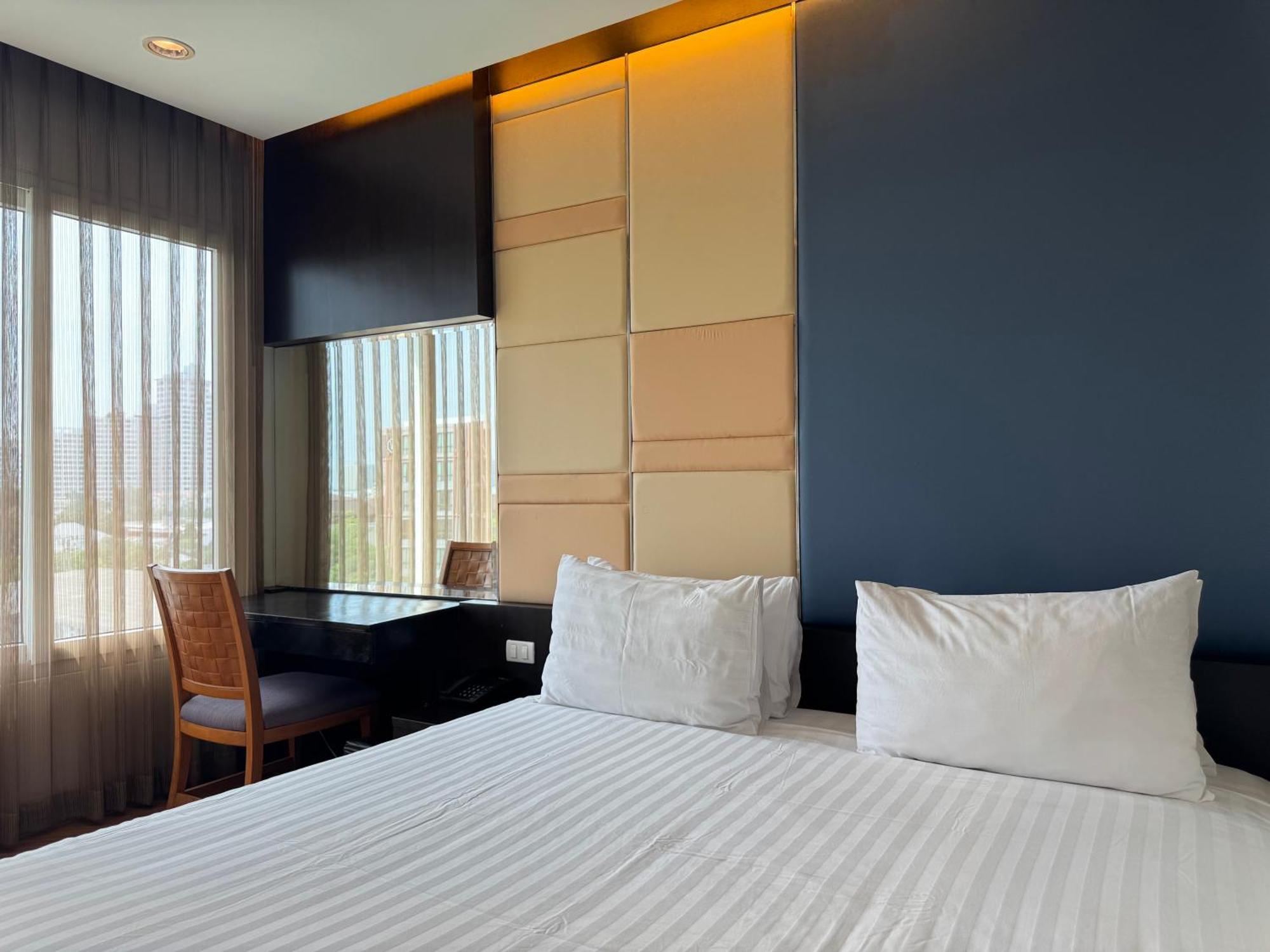 The Sunreno Hotel Sha Bangkok Luaran gambar
