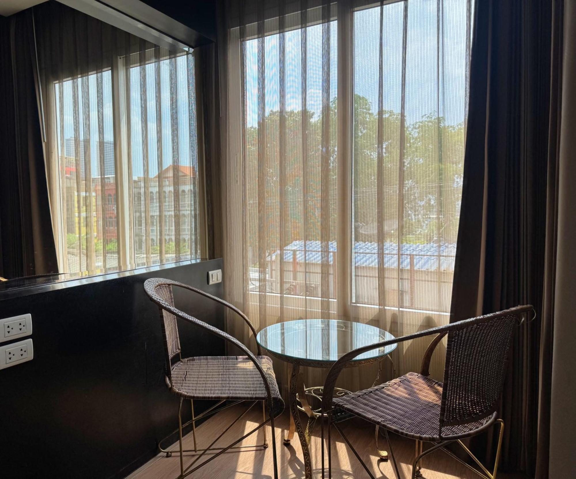 The Sunreno Hotel Sha Bangkok Luaran gambar