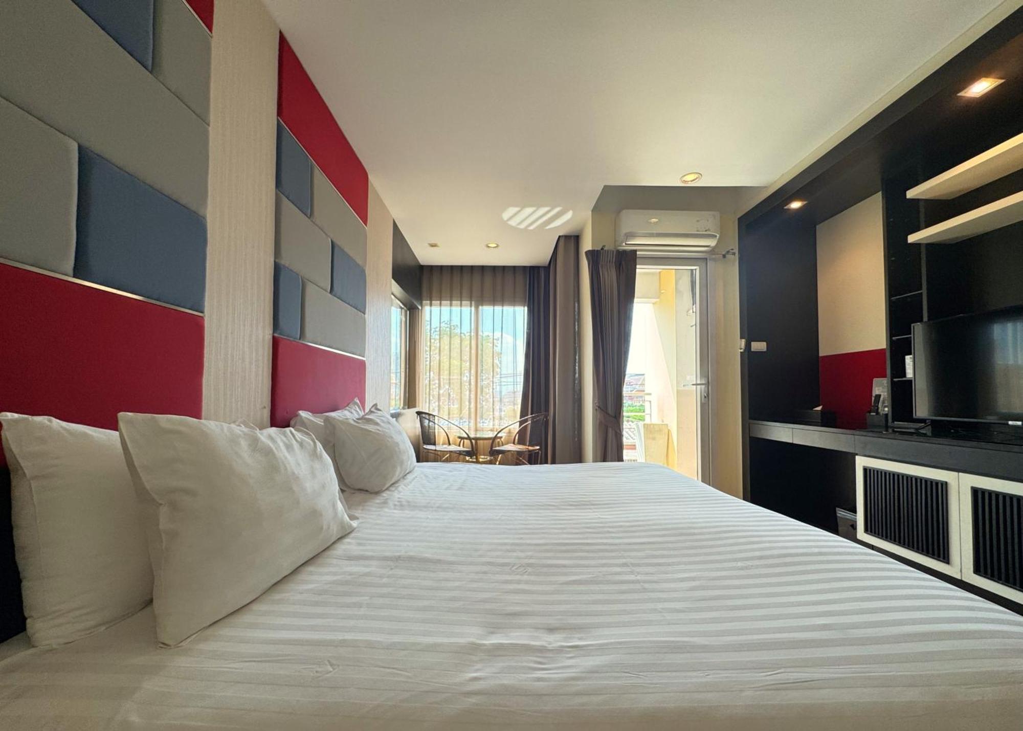 The Sunreno Hotel Sha Bangkok Luaran gambar